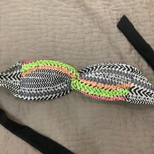 Strapless Twist Front Bikini